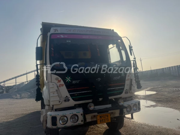 ASHOK LEYLAND 2518