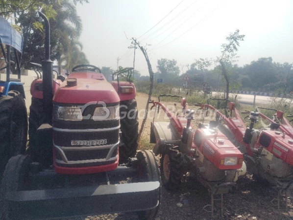 MAHINDRA 415 Di Sp Plus