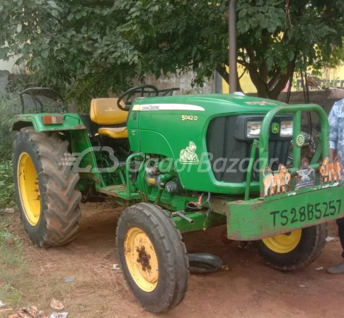 John Deere 5042 C