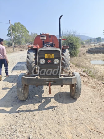 MAHINDRA Yuvo 275 Di