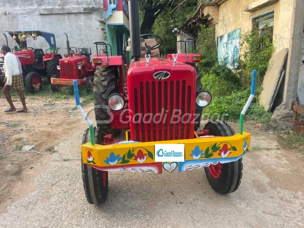 MAHINDRA 575 Di Xp Plus