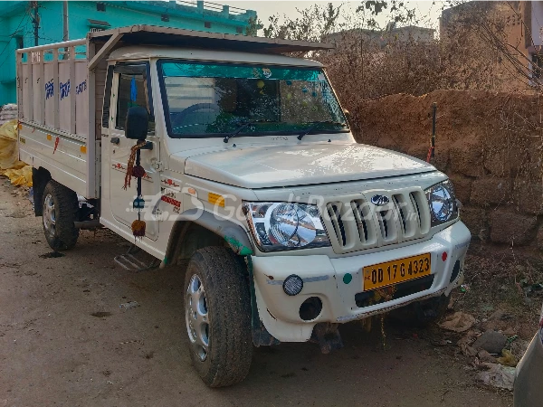 MAHINDRA Bolero Maxitruck Plus