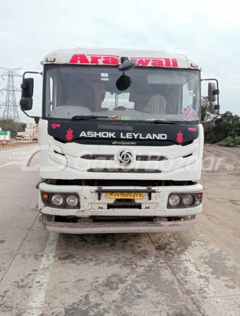 ASHOK LEYLAND AL 5525