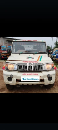 MAHINDRA Bolero Pik-Up