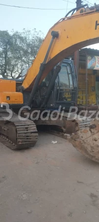 Hyundai Construction Equipment R210 Smart