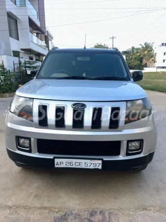 MAHINDRA TUV 300