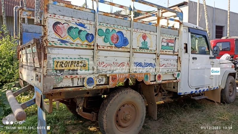 MAHINDRA Bolero Camper