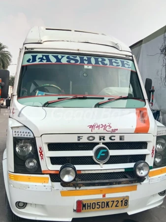 FORCE MOTORS TRAVELLER T1