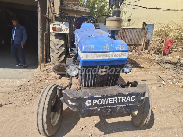 Escorts Powertrac 445 Plus