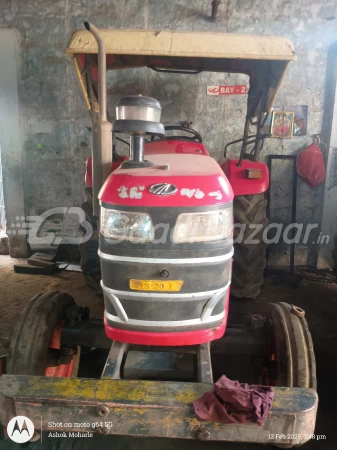 MAHINDRA Yuvo 475 Di