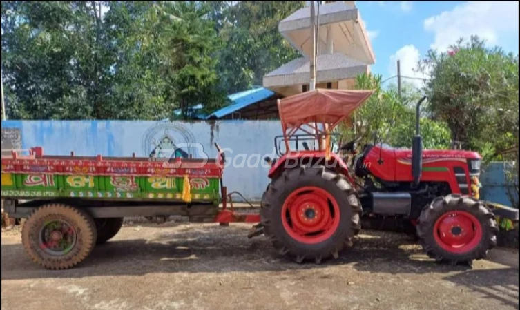 MAHINDRA Yuvo 575 Di 4wd