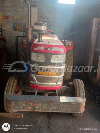 MAHINDRA Yuvo 275 Di