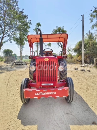 MAHINDRA 575 Di