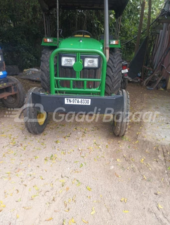 John Deere 5050 D