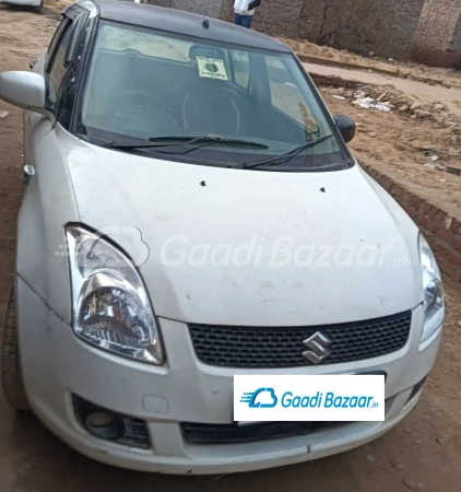 MARUTI SUZUKI SWIFT