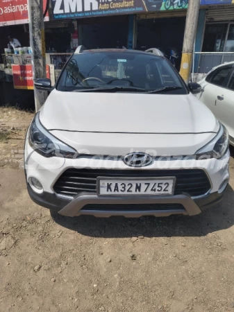 HYUNDAI i20 Active