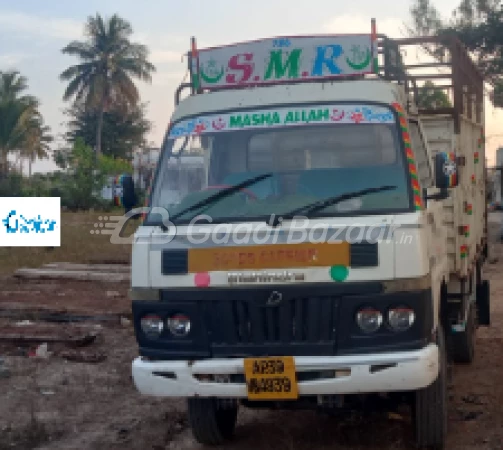 MAHINDRA DI3200