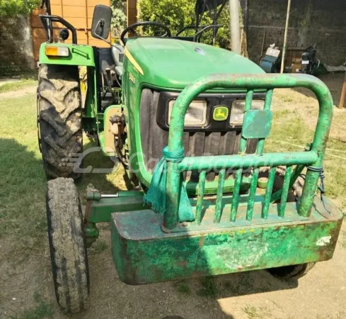 John Deere 5038 D