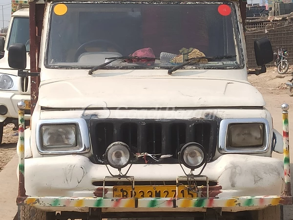 MAHINDRA Bolero Camper