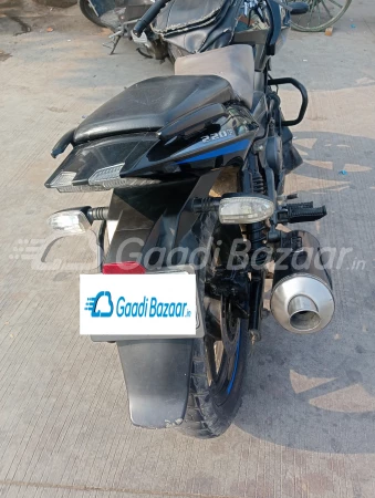 Bajaj Pulsar 220 Fi