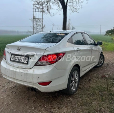 HYUNDAI VERNA