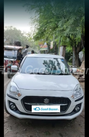 MARUTI SUZUKI SWIFT