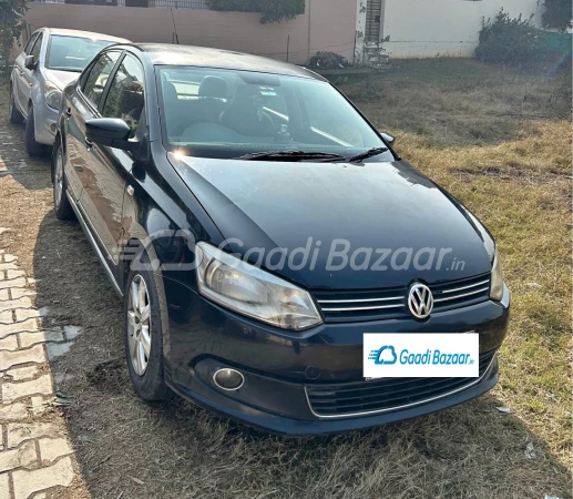 VOLKSWAGEN Vento [2010-2012]