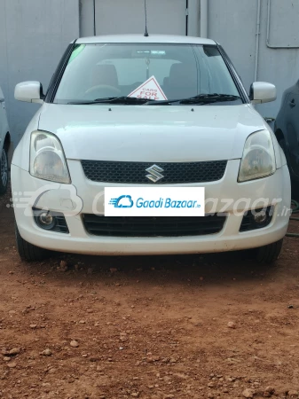 MARUTI SUZUKI SWIFT