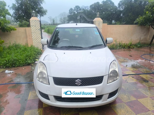 MARUTI SUZUKI SWIFT