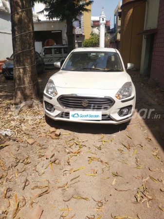 MARUTI SUZUKI Dzire