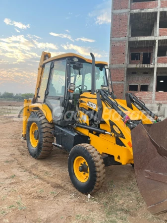 Jcb 3DXL