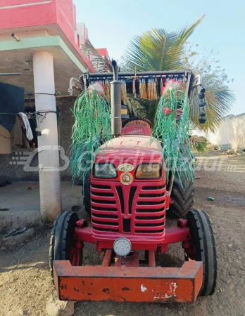 MAHINDRA 575 Di