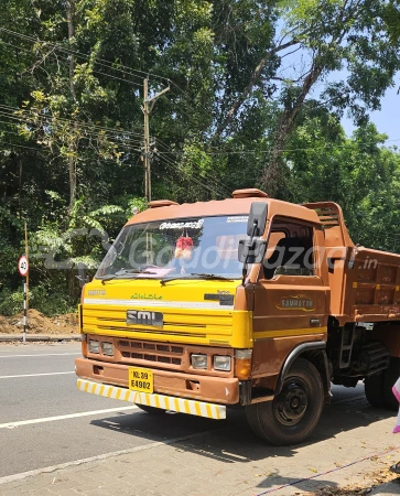 SML ISUZU SWARAJ MAZDA SUPER