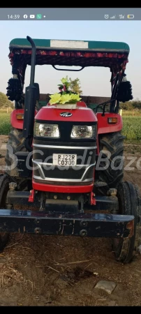 MAHINDRA Yuvo 275 Di