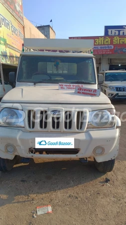 MAHINDRA Bolero Pik-Up