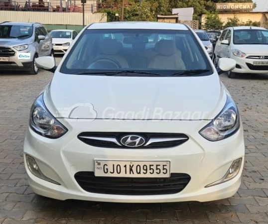 HYUNDAI VERNA