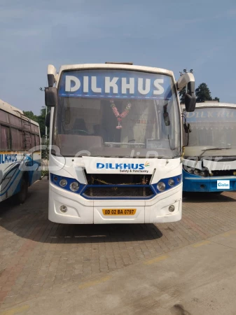 ASHOK LEYLAND TF1812