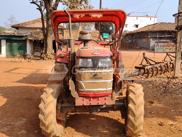 MAHINDRA 405 Di