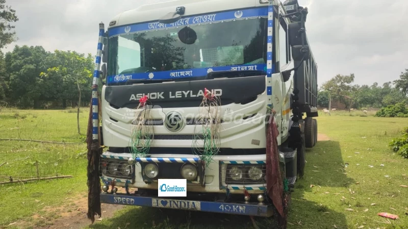 ASHOK LEYLAND AL 5525