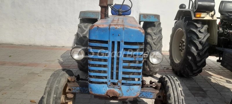 MAHINDRA 255 Di Power Plus