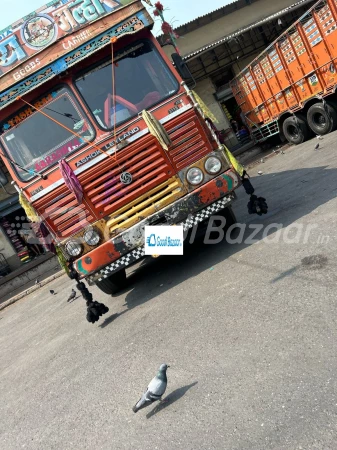 ASHOK LEYLAND U 3118 LA