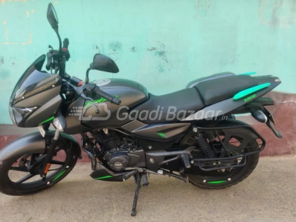 Bajaj Pulsar 125