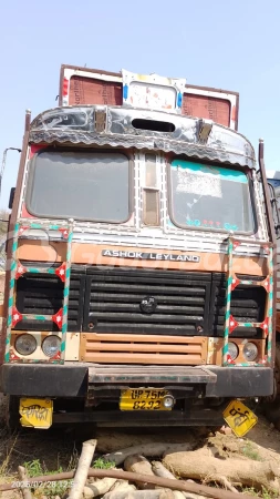 ASHOK LEYLAND U 3118 LA