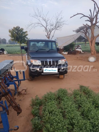 MAHINDRA Bolero Camper