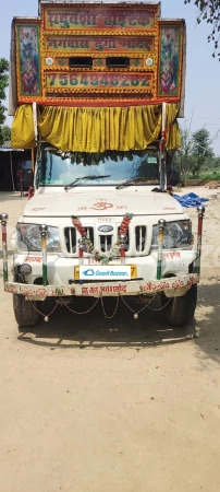 MAHINDRA Bolero Maxitruck Plus