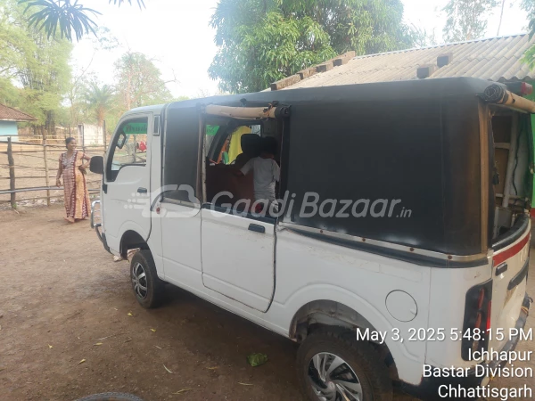 Mahindra Maxximo Minivan