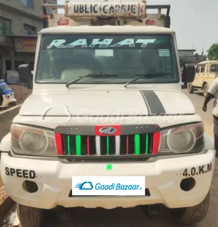 MAHINDRA Bolero Pik-Up