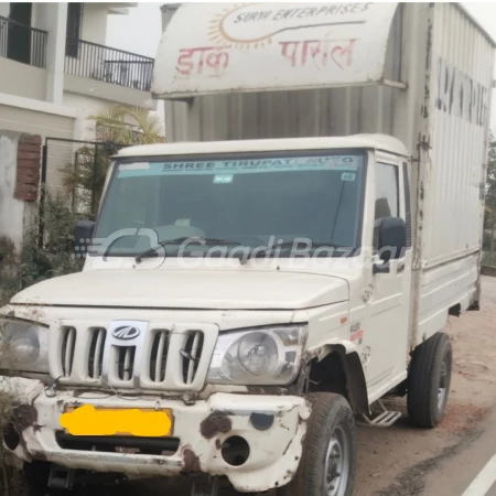 MAHINDRA Bolero Pik-Up