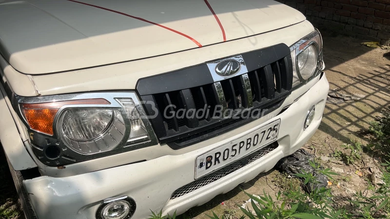 MAHINDRA Bolero Power+