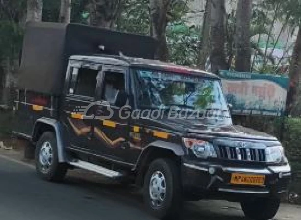 MAHINDRA Bolero Camper